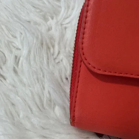 Vera Bradley Coral Women's Wallet - Picture 8 of 10